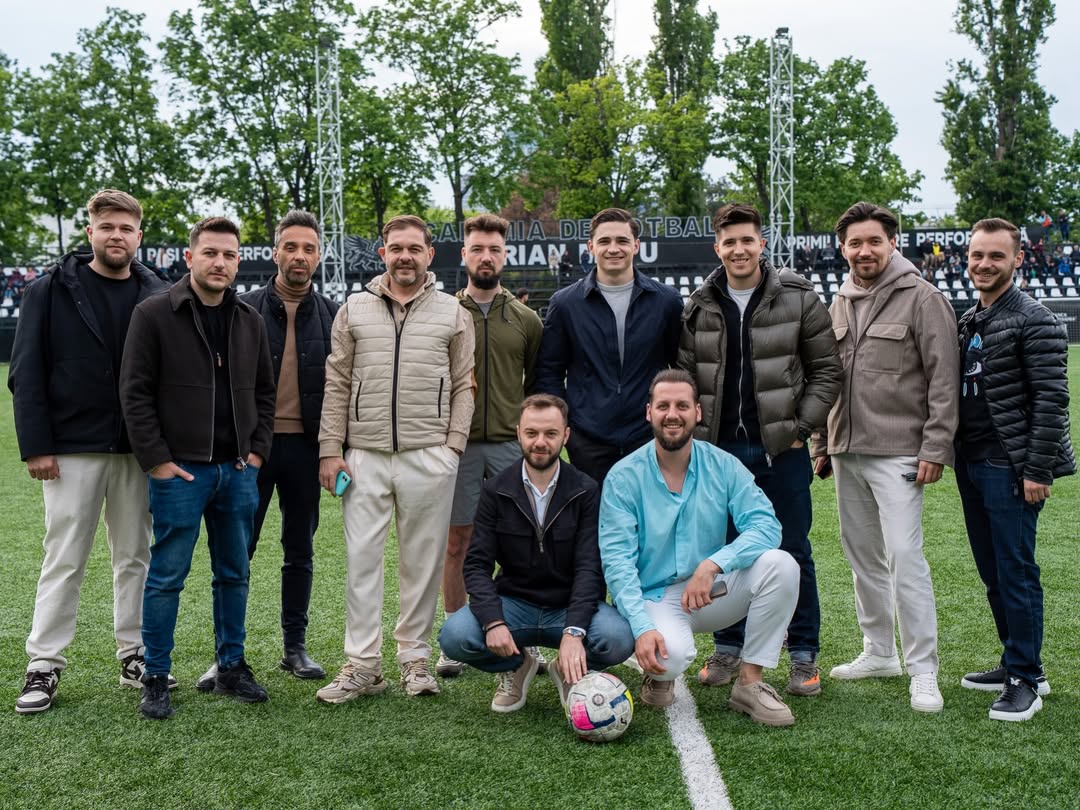 Vlad Mustață la finala Cupei North Bucharest Investments - &icirc;nm&acirc;narea trofeelor pentru tinerii fotbaliști la Academia Mutu
